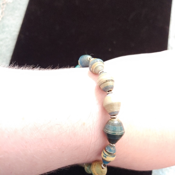 Upcycled Paper Bead Bracelet - Picture 4 of 4